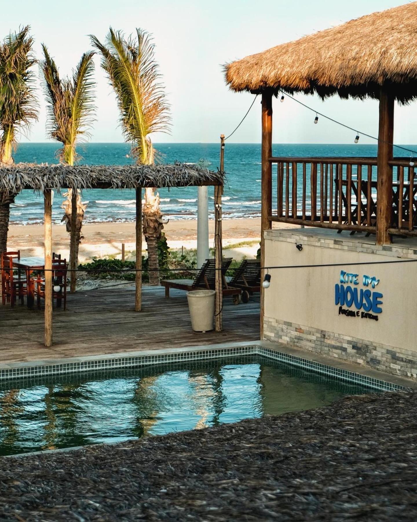 Seu Pedro Lounge Praia - Pousada E Kite Center Icapui Exterior photo